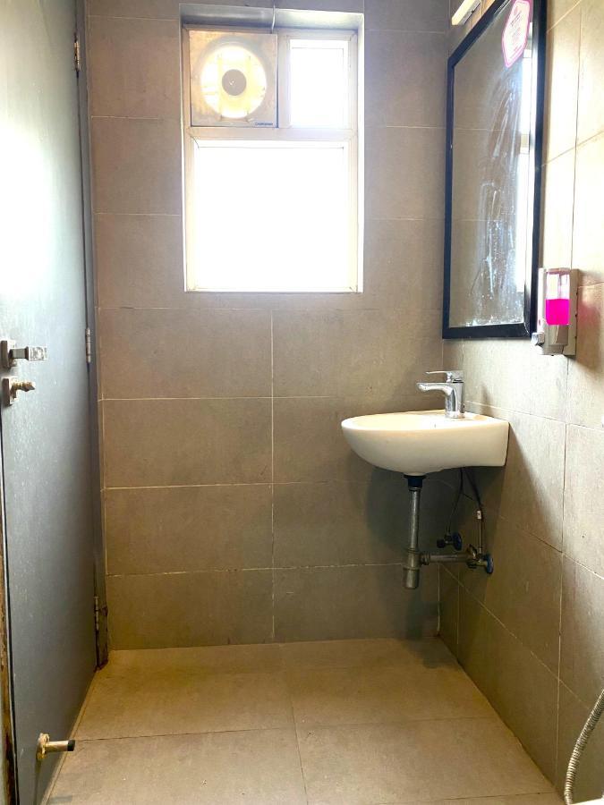 Qotel Hotel Ip Residency East Delhi Preet Vihar New Delhi Eksteriør bilde