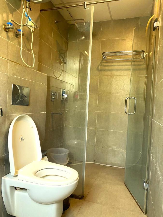 Qotel Hotel Ip Residency East Delhi Preet Vihar New Delhi Eksteriør bilde